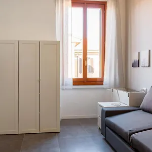 Newly Renovated Loft Near Appartamento